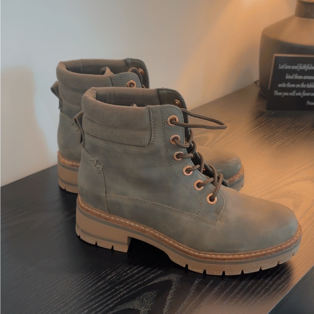 Green Lace-Up Ankle Boots